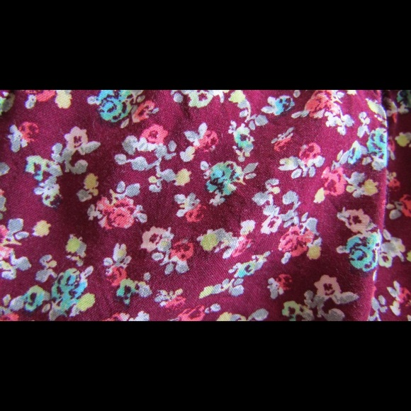 So flowered tank top - Picture 2 of 5